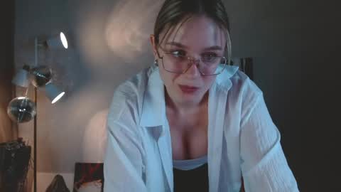 Michelle  online show from 04/18/26, 01:42