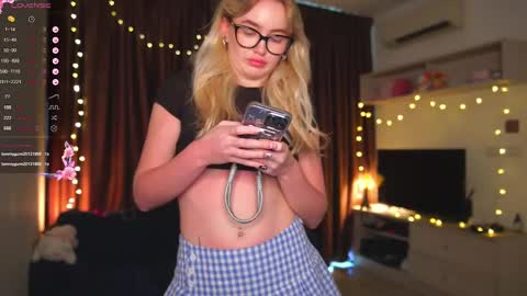 my fansly Charming daisy              My Wishlist  for new toys     online show from 03/07/25, 02:36