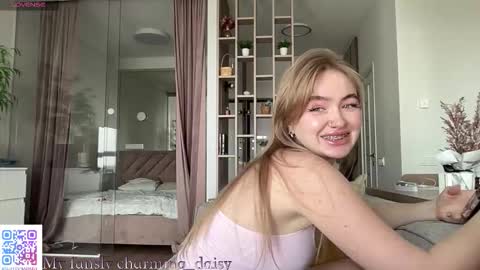 my fansly Charming daisy              My Wishlist  for new toys     online show from 10/01/25, 10:32