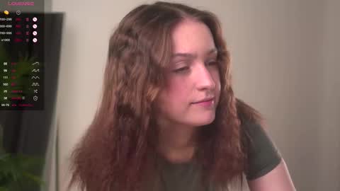 Snapshot of charming_flower chatting on 11/20/25, 09:47 MarselinMarsi inst ptj mars online show from 11/20/25, 09:47