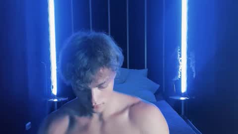 Chase online show from 09/09/25, 10:15