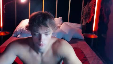 Chase online show from 09/19/25, 10:27