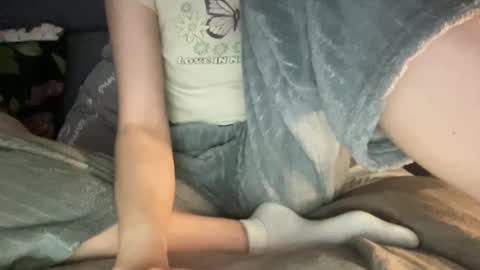 Vicky online show from 09/11/25, 06:52