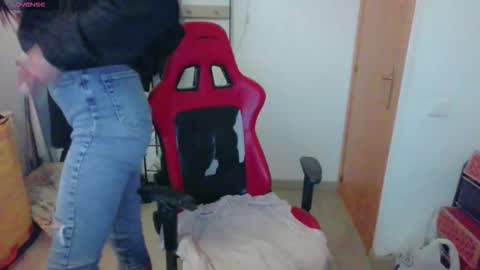 Chasey online show from 11/02/25, 01:08