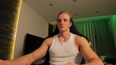 Chase Reed online show from 11/01/25, 10:56