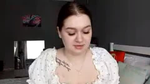 Snapshot of chastityschirmer chatting on 06/10/26, 07:40 Emma online show from 06/10/26, 07:40