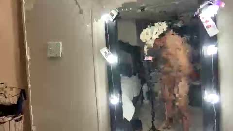 Snapshot of chatmx19 chatting on 10/03/25, 11:02 chatmx19 online show from 10/03/25, 11:02