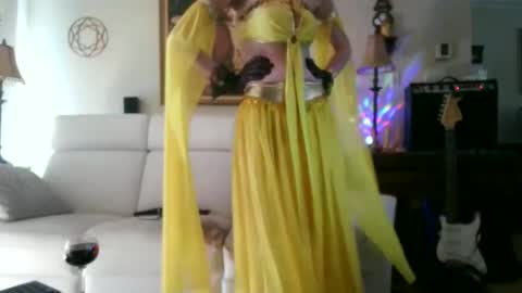 Snapshot of chaton897 chatting on 10/03/25, 04:59 kitty or chaton897 online show from 10/03/25, 04:59