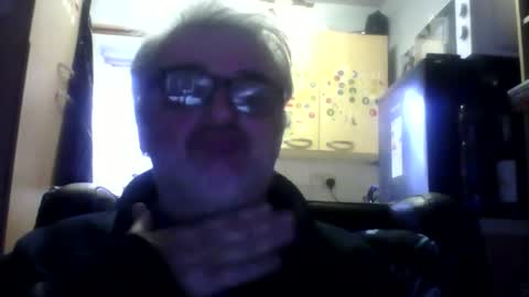 lee online show from 01/10/26, 02:08