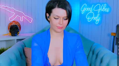 Snapshot of chaturkaterina chatting on 02/27/25, 11:15 Miss Harmony online show from 02/27/25, 11:15