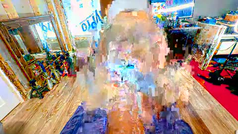 Snapshot of chavezechavez4207 chatting on 09/25/25, 06:44 MasterPRO online show from 09/25/25, 06:44