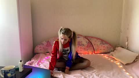 Milissa online show from 09/14/25, 06:56