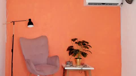 Snapshot of chaybell_ chatting on 12/12/24, 09:04 Chay online show from 12/12/24, 09:04