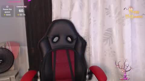 CHAYLA VICTORIA RUIZ  online show from 12/03/25, 11:25