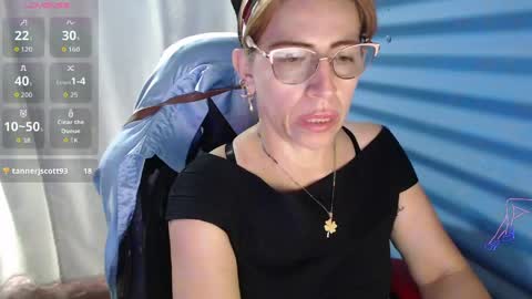 CHAYLA VICTORIA RUIZ  online show from 05/17/26, 08:49