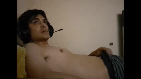 Snapshot of chaynochayno chatting on 12/21/24, 09:33 OnlyChayno online show from 12/21/24, 09:33