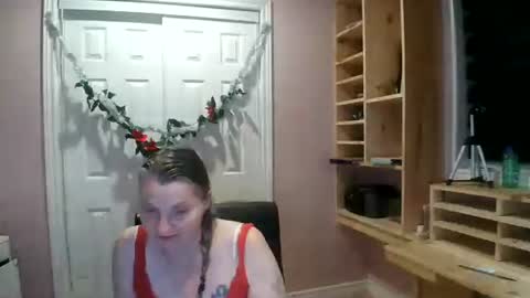 Snapshot of chealsiek chatting on 11/30/25, 03:10 chealsiek online show from 11/30/25, 03:10