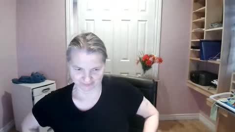 chealsiek online show from 03/19/26, 10:14