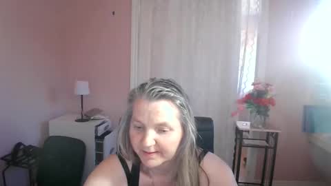 chealsiek online show from 05/13/26, 07:33