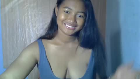 Snapshot of chechick_sahu chatting on 09/20/25, 05:08 Angel online show from 09/20/25, 05:08