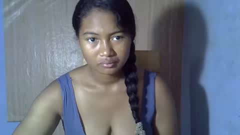 Snapshot of chechick_sahu chatting on 10/31/25, 05:19 Angel online show from 10/31/25, 05:19
