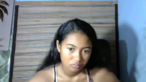 Snapshot of chechick_sahu chatting on 02/17/26, 04:42 Angel online show from 02/17/26, 04:42