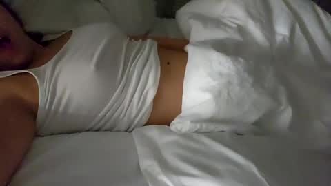 Snapshot of cheeekycouple02 chatting on 01/14/25, 11:10 Cheeeky couple online show from 01/14/25, 11:10