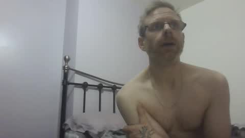 Snapshot of cheeky19841 chatting on 12/31/24, 06:13 cheeky19841 online show from 12/31/24, 06:13