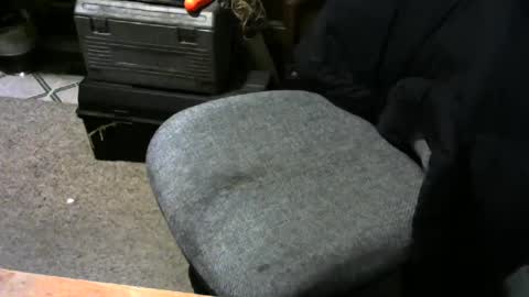 Snapshot of chefy999 chatting on 02/10/25, 08:53 chefy online show from 02/10/25, 08:53