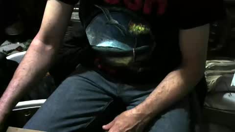 Snapshot of chefy999 chatting on 11/11/25, 01:05 chefy online show from 11/11/25, 01:05