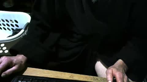 Snapshot of chefy999 chatting on 11/27/25, 02:08 chefy online show from 11/27/25, 02:08