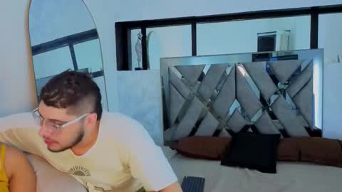   online show from 02/11/26, 04:17