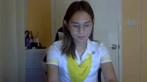 chelly4u69 online show from 12/16/25, 10:59