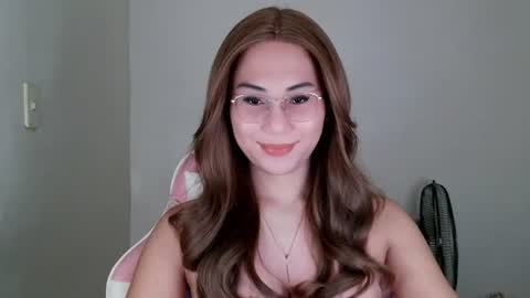 Snapshot of chelly4u69 chatting on 07/14/26, 10:21 chelly4u69 online show from 07/14/26, 10:21