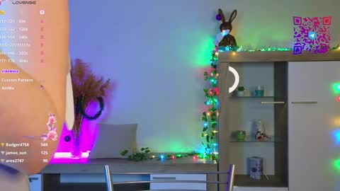 Mona online show from 12/30/24, 06:05