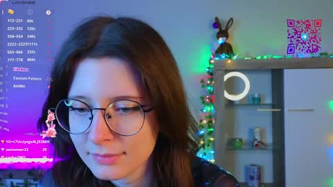 Mona online show from 01/04/25, 09:20