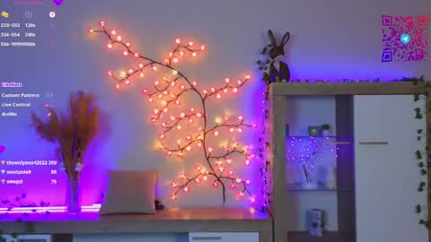 Mona online show from 02/26/25, 09:37