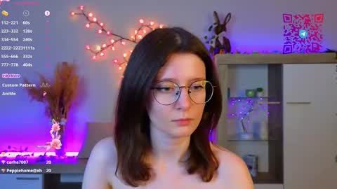 Mona online show from 03/11/25, 09:26