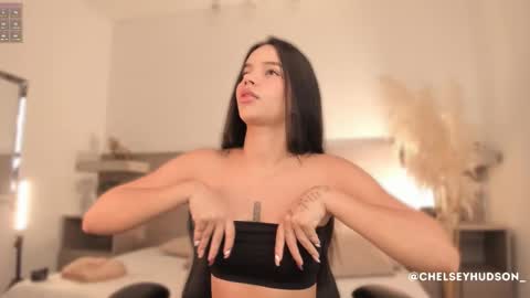 chelsey_hudson online show from 09/27/25, 11:59
