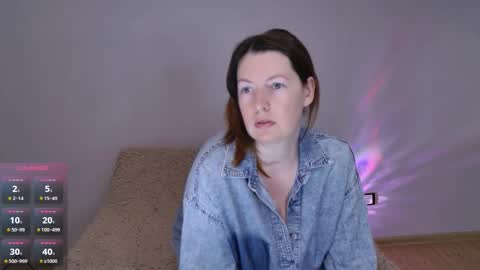 Snapshot of chelsey_rayne chatting on 09/10/25, 09:37 Instagram faroffland online show from 09/10/25, 09:37