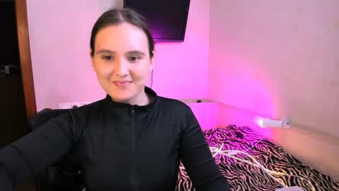 Chelsy  Luxe  online show from 08/03/26, 10:21