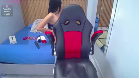 Snapshot of chelsypickman chatting on 10/02/25, 03:35  C H E L S Y online show from 10/02/25, 03:35