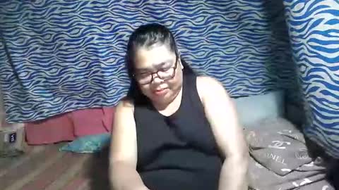 Snapshot of chenita_kits chatting on 10/19/25, 02:29 chenita_kits online show from 10/19/25, 02:29