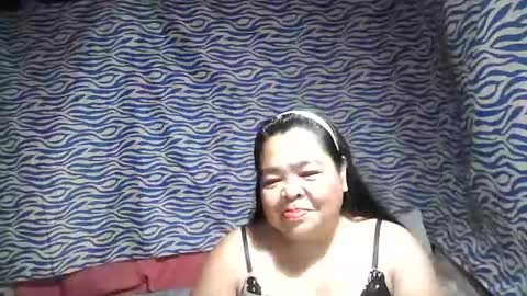 Snapshot of chenita_kits chatting on 10/20/25, 02:17 chenita_kits online show from 10/20/25, 02:17