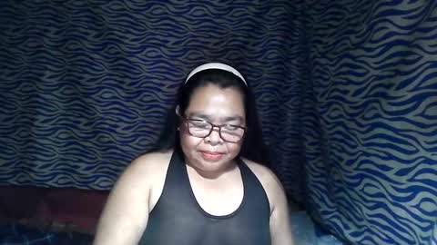 Snapshot of chenita_kits chatting on 11/14/25, 05:44 chenita_kits online show from 11/14/25, 05:44