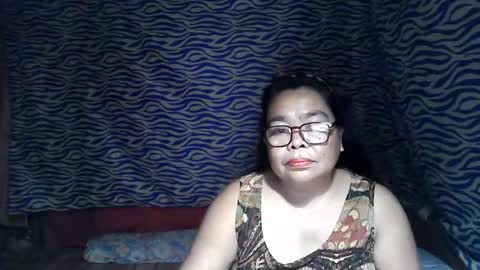 Snapshot of chenita_kits chatting on 11/20/25, 04:29 chenita_kits online show from 11/20/25, 04:29