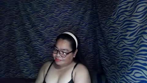 Snapshot of chenita_kits chatting on 12/01/25, 11:59 chenita_kits online show from 12/01/25, 11:59