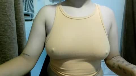 Snapshot of chennybbgirl chatting on 09/13/25, 08:52 chenny online show from 09/13/25, 08:52