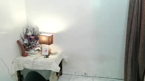 Snapshot of chennybbgirl chatting on 11/20/25, 01:06 chenny online show from 11/20/25, 01:06