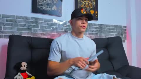 Snapshot of chepe_fit chatting on 01/28/25, 11:39 chepe vause online show from 01/28/25, 11:39